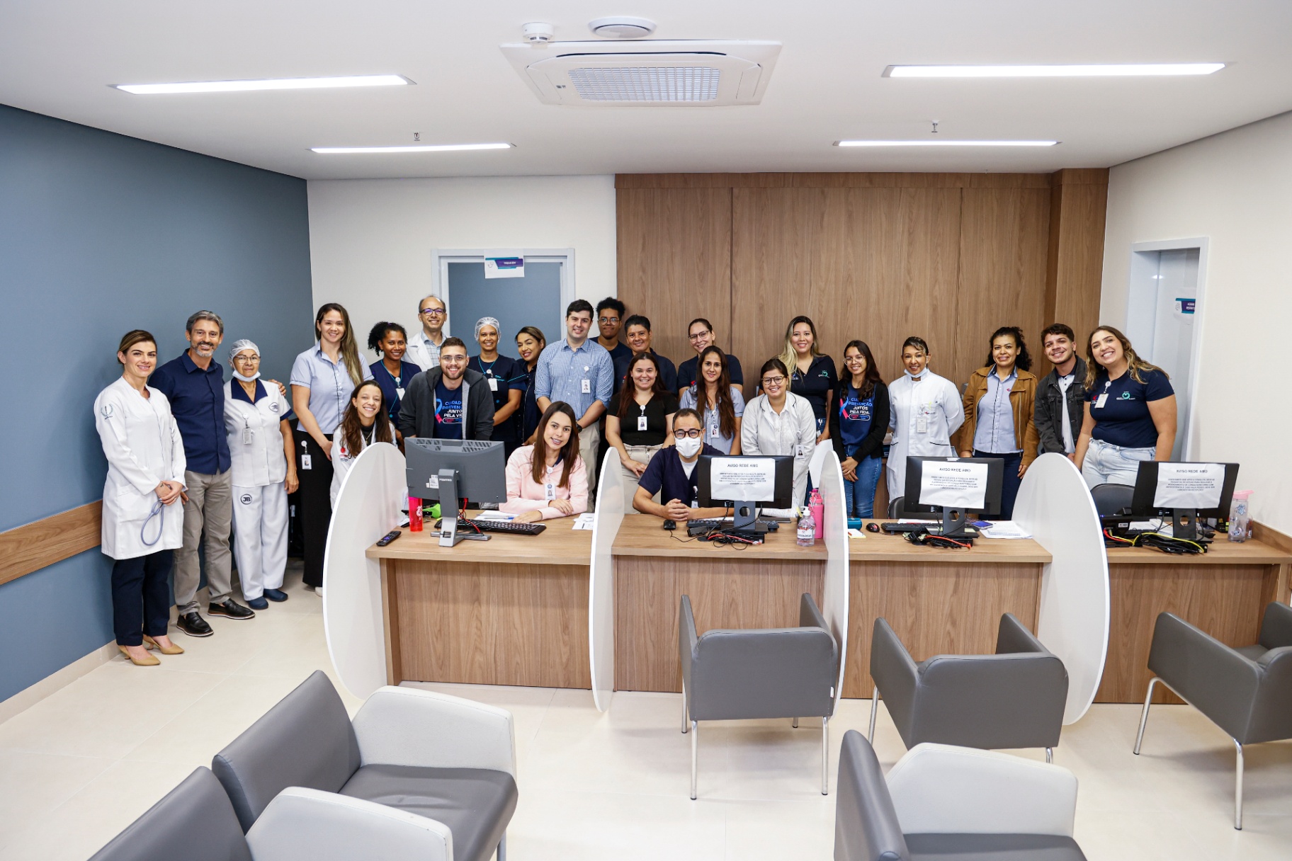 Equipe assistencial · inauguração